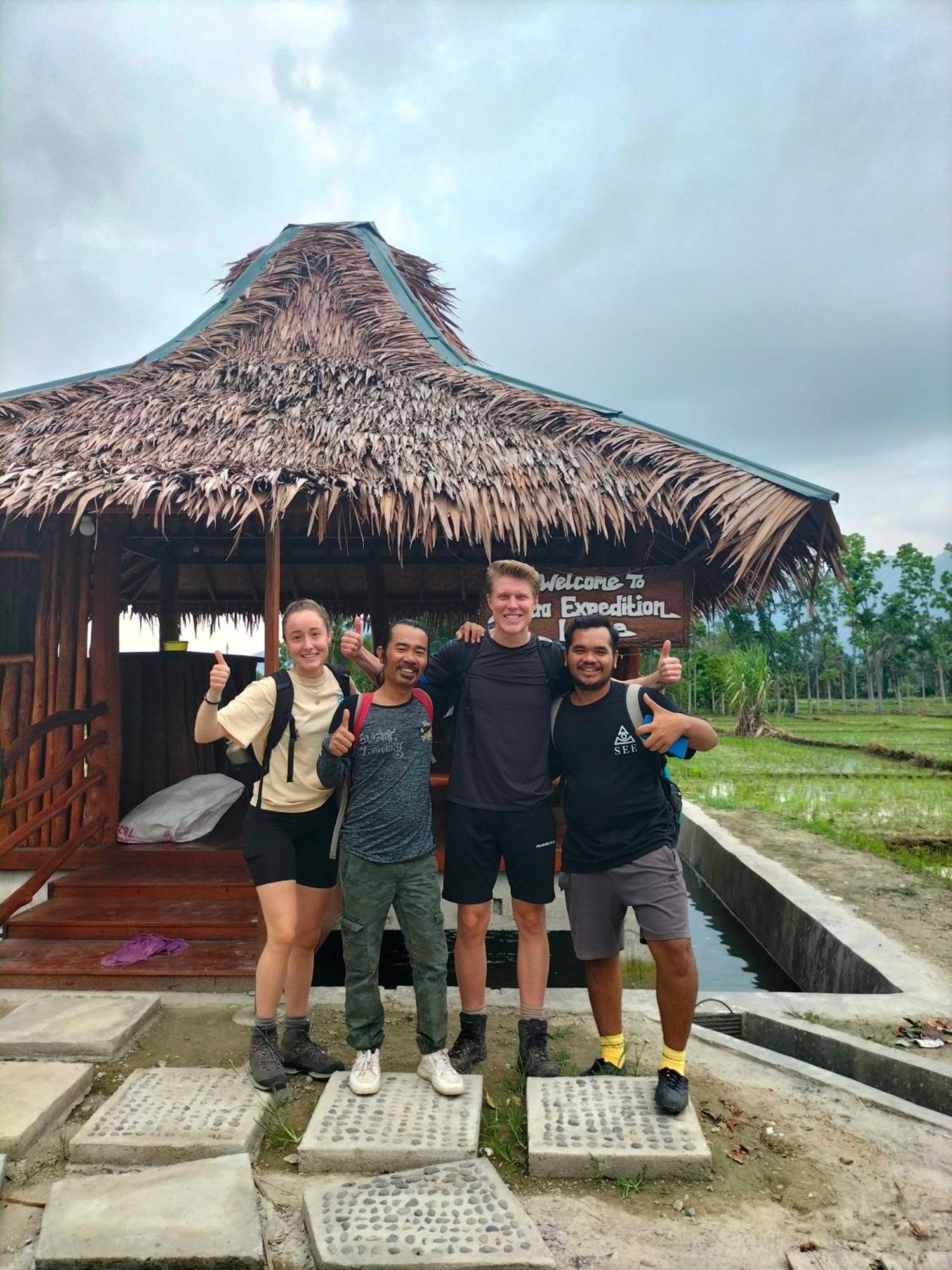 Sumatra Expedition Lodge Bukit Lawang Esterno foto