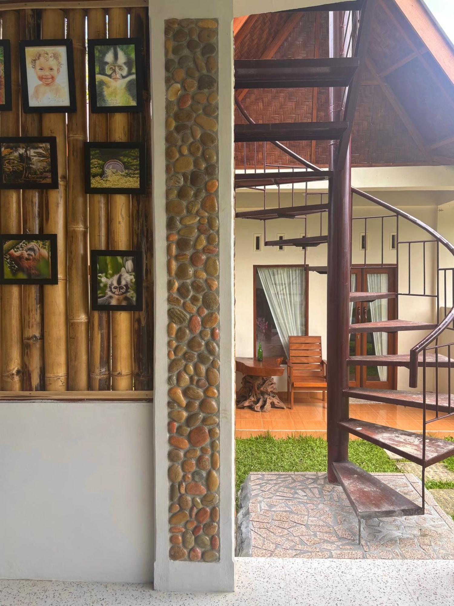Sumatra Expedition Lodge Bukit Lawang Esterno foto