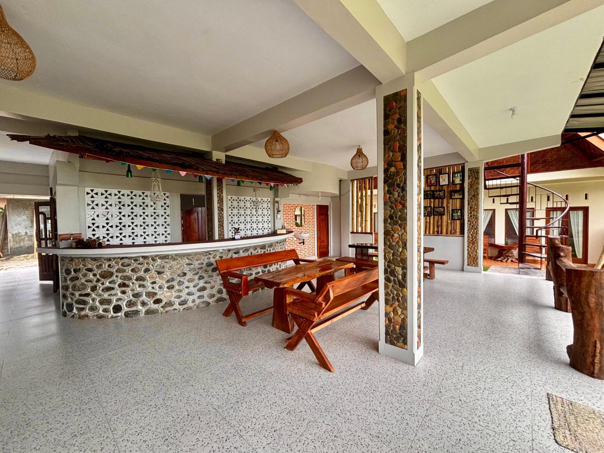 Sumatra Expedition Lodge Bukit Lawang Esterno foto