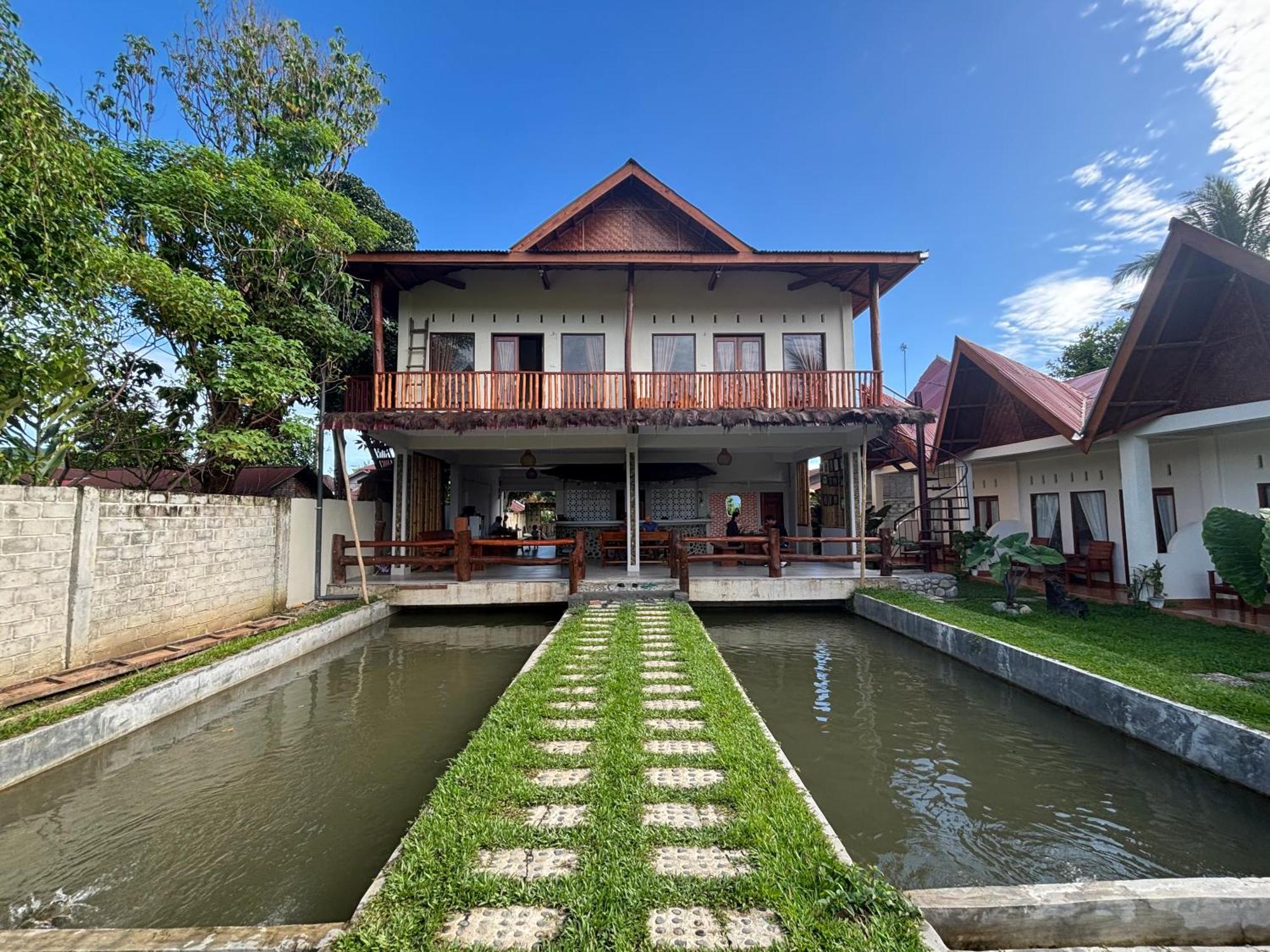 Sumatra Expedition Lodge Bukit Lawang Esterno foto